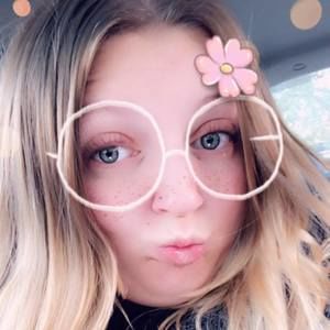 Meet your Posher, Mykayla